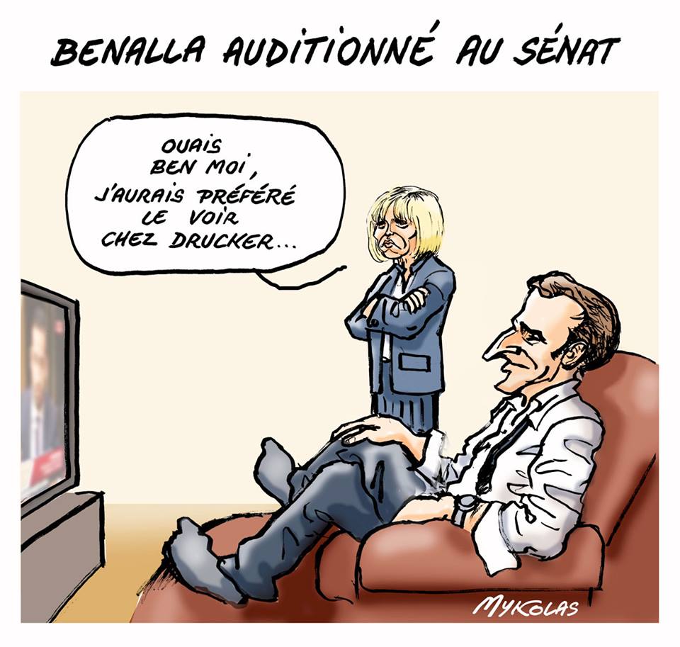 dessin d'actualité humoristique d'Emmanuel Macron et de Brigitte Macron commentant l'audition d'Alexandre Benalla au Sénat