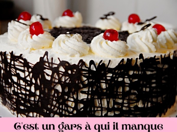 humour, blague sur les gâteaux d'anniversaire, blague sur les pâtisseries, blague sur les prénoms, blague sur les pétales, blague sur les poutrelles, blague sur les débiles